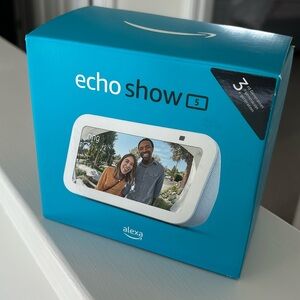 BRAND NEW never used alexa echo show 5 (3rd generation)